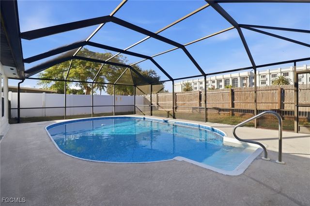 1495 Charmont PL, Fort Myers, FL 33919