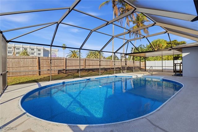 1495 Charmont PL, Fort Myers, FL 33919