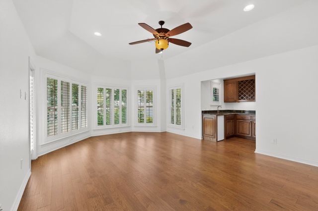 1180 Emerald Sound Boulevard, Oak Point, TX 75068
