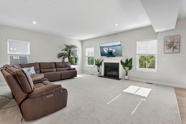 1453 Cypress Point Drive, Sunbury, OH 43074