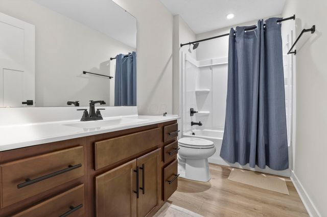 1453 Cypress Point Drive, Sunbury, OH 43074