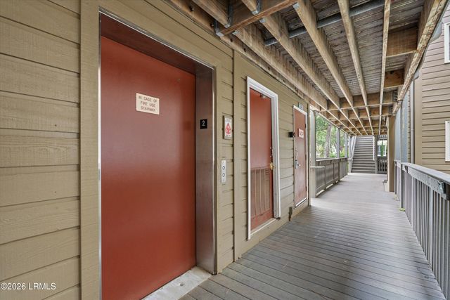 50 Yacht Cove Dr Apt 220, Hilton Head Island, SC 29928