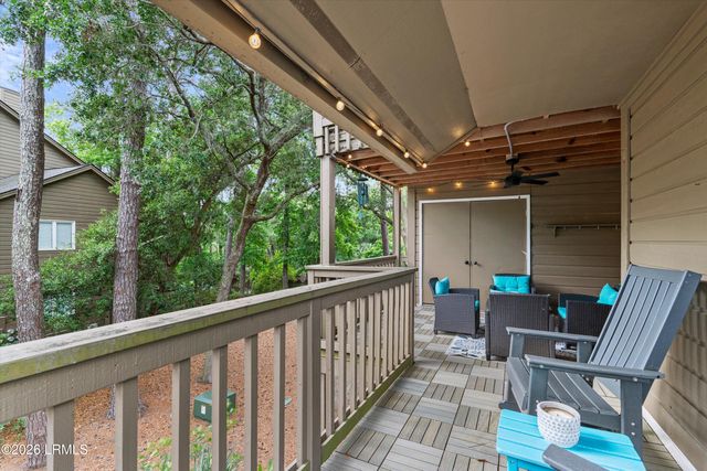 50 Yacht Cove Dr Apt 220, Hilton Head Island, SC 29928