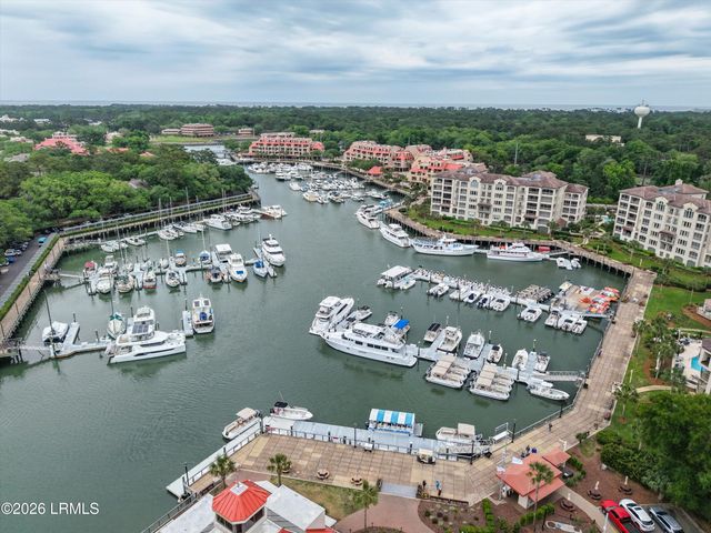 50 Yacht Cove Dr Apt 220, Hilton Head Island, SC 29928