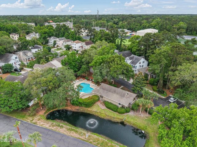 50 Yacht Cove Dr Apt 220, Hilton Head Island, SC 29928