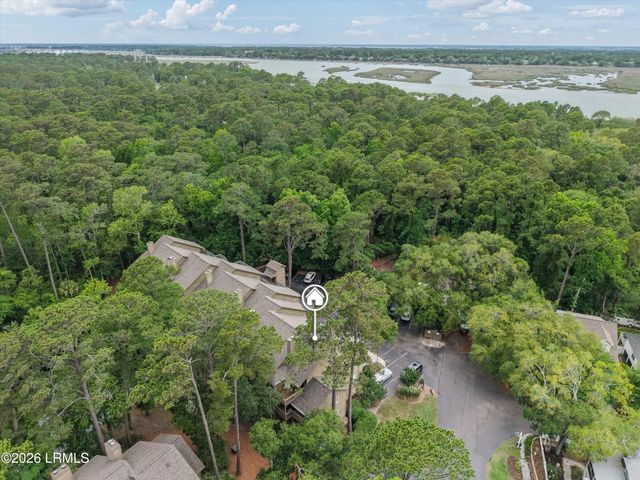 50 Yacht Cove Dr Apt 220, Hilton Head Island, SC 29928