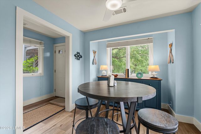 50 Yacht Cove Dr Apt 220, Hilton Head Island, SC 29928
