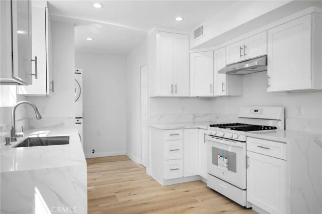 1101 Norton Avenue A, Glendale, CA 91202