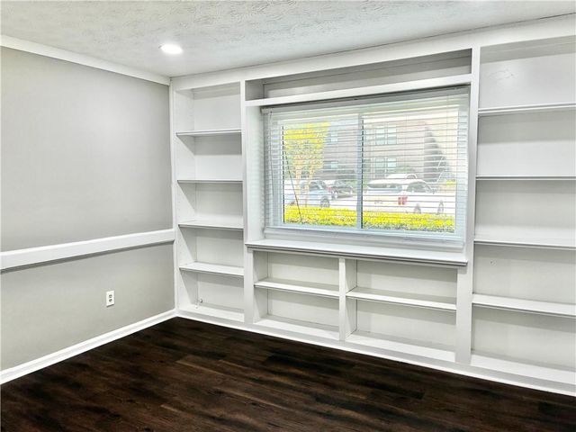 701 Parkaire Crossing, Marietta, GA 30068