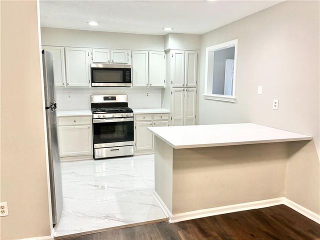 701 Parkaire Crossing, Marietta, GA 30068