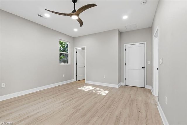 1509 NE 22nd Street, Winston-salem, NC 27105
