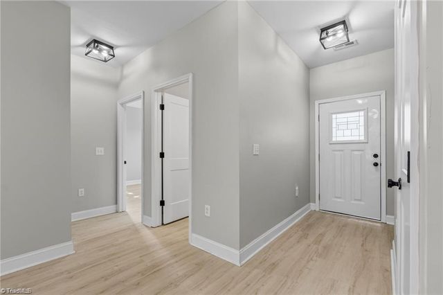 1509 NE 22nd Street, Winston-salem, NC 27105