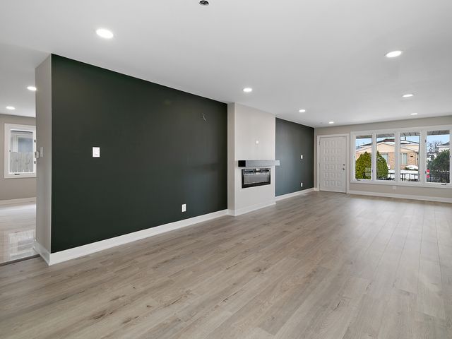 759 Mcarthur Court, Dolton, IL 60419