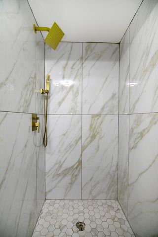 759 Mcarthur Court, Dolton, IL 60419