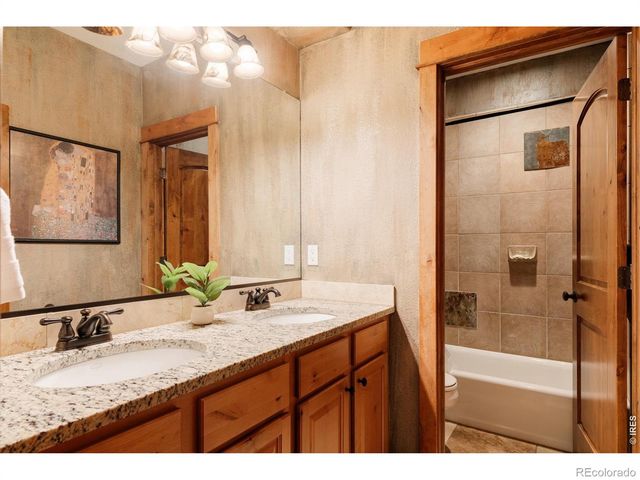 4725 Valley Oak Drive, Loveland, CO 80538