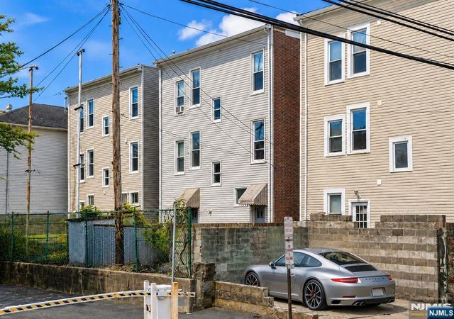 19 Franklin Avenue, Harrison, NJ 07029