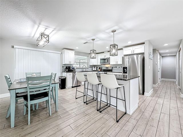 2449 66TH AVENUE S, St Petersburg, FL 33712