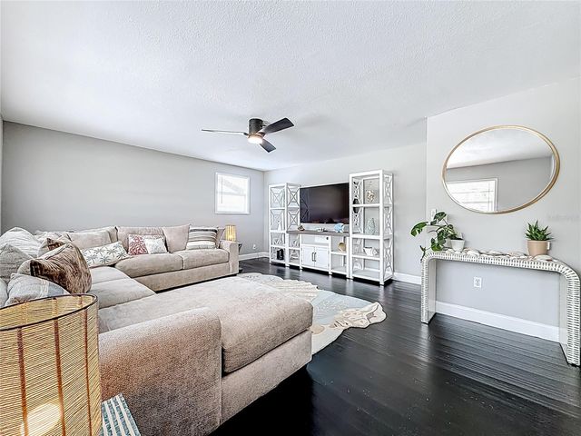 2449 66TH AVENUE S, St Petersburg, FL 33712