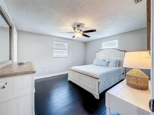 2449 66TH AVENUE S, St Petersburg, FL 33712