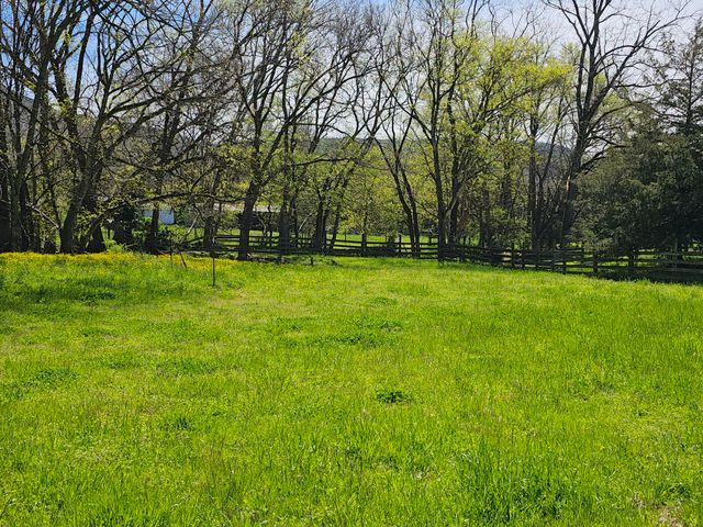 495 Lower East Valley Road, Dunlap, TN 37327