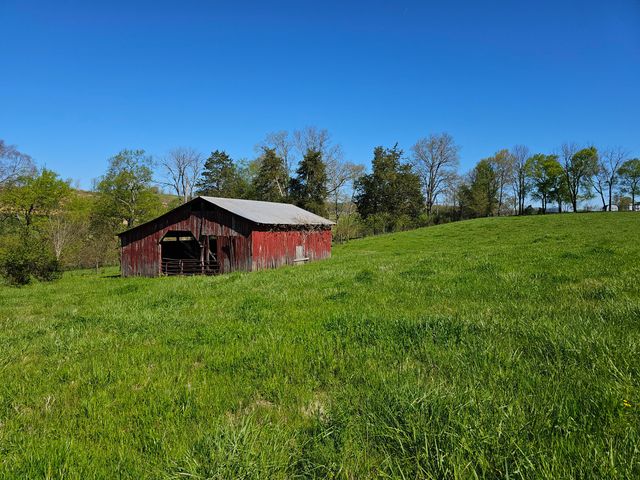 495 Lower East Valley Road, Dunlap, TN 37327
