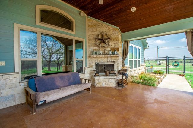 6515 Hwy 27, Center Point, TX 78010