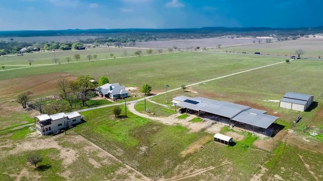 6515 Hwy 27, Center Point, TX 78010
