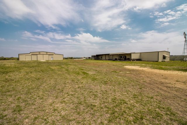 6515 Hwy 27, Center Point, TX 78010