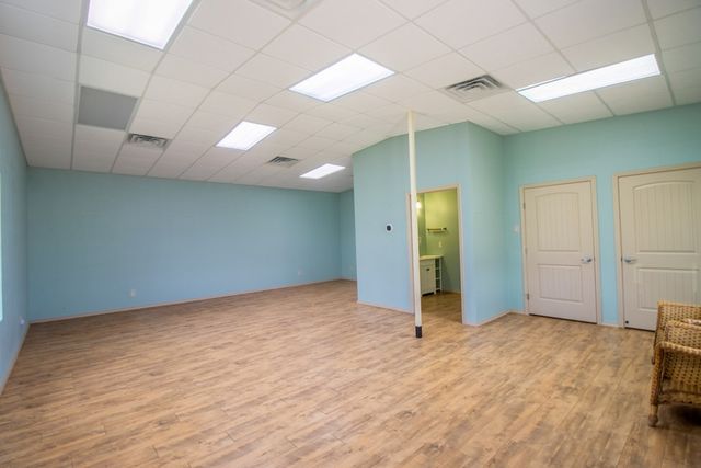6515 Hwy 27, Center Point, TX 78010