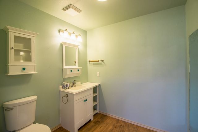 6515 Hwy 27, Center Point, TX 78010