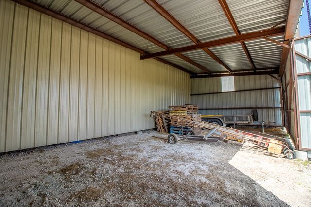 6515 Hwy 27, Center Point, TX 78010