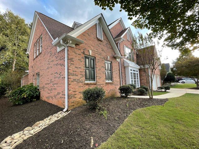 334 Ascot Ridge Lane, Greer, SC 29650