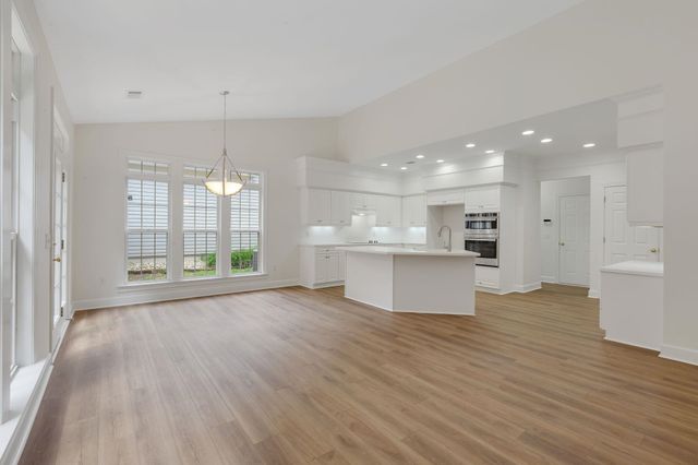 334 Ascot Ridge Lane, Greer, SC 29650