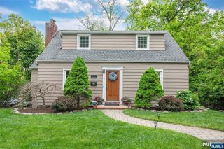 13 Elmwood Terrace, Wayne, NJ 07470