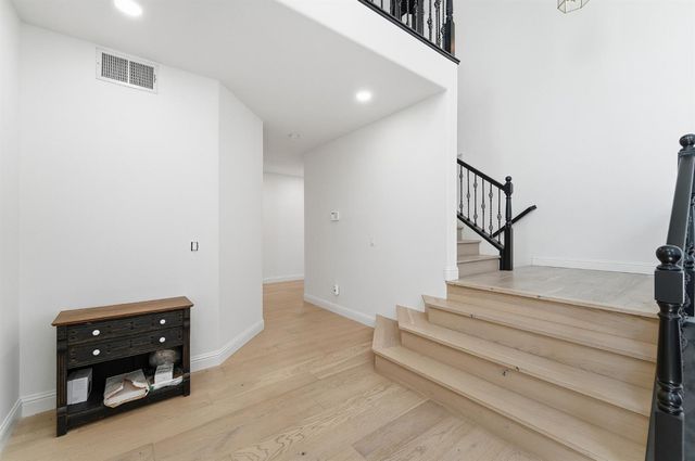 3417 Hillglen Ave, Modesto, CA 95355