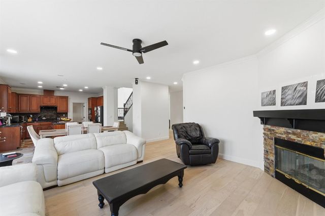 3417 Hillglen Ave, Modesto, CA 95355