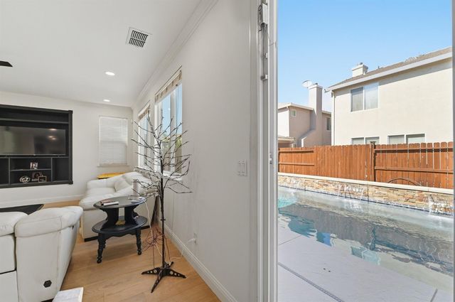 3417 Hillglen Ave, Modesto, CA 95355