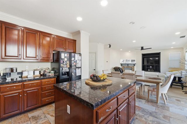 3417 Hillglen Ave, Modesto, CA 95355