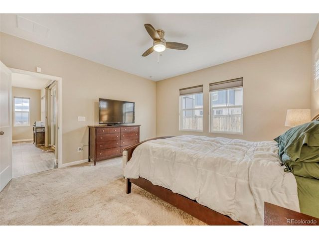 27881 E 7th Ave, Aurora, CO 80018