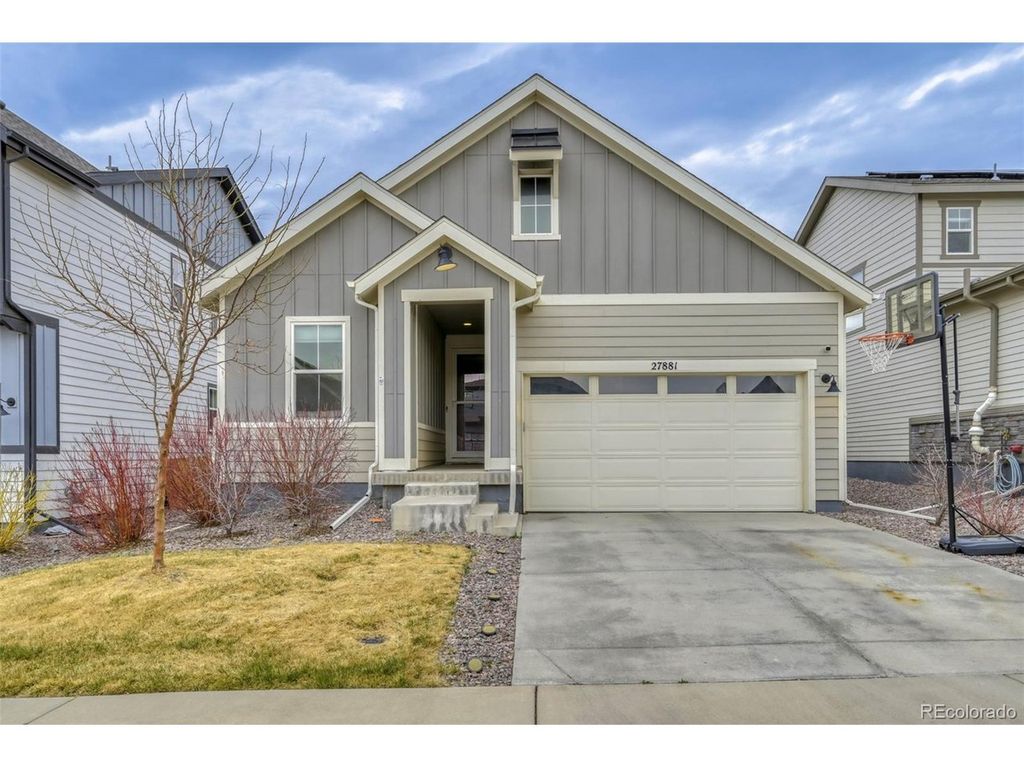 27881 E 7th Ave, Aurora, CO 80018