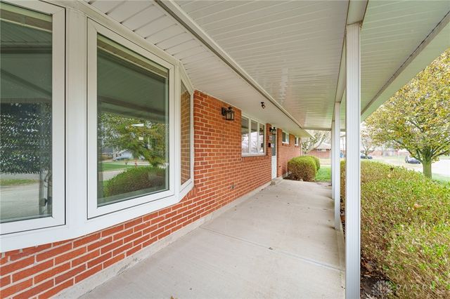 5910 Shady Oak Street, Dayton, OH 45424