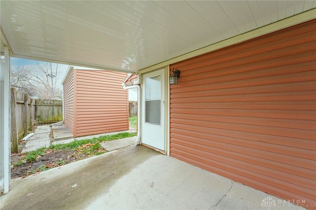5910 Shady Oak Street, Dayton, OH 45424
