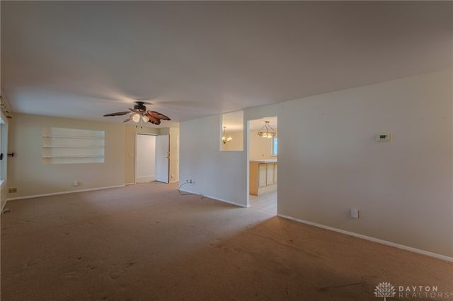 5910 Shady Oak Street, Dayton, OH 45424