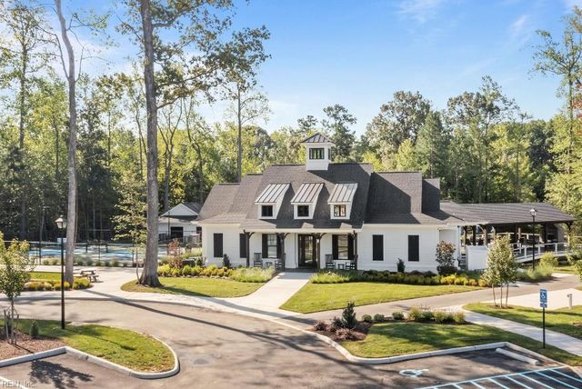 438 Tributary LN, Carrollton, VA 23314