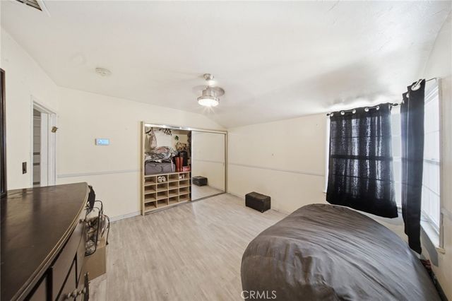 1939 Chariton, Los Angeles, CA 90034