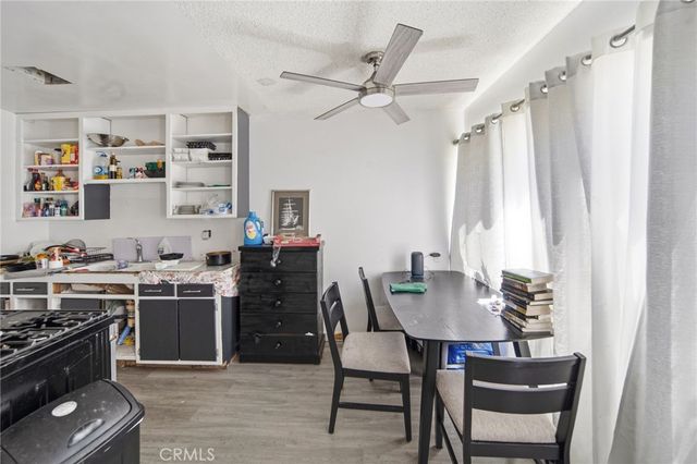 1939 Chariton, Los Angeles, CA 90034