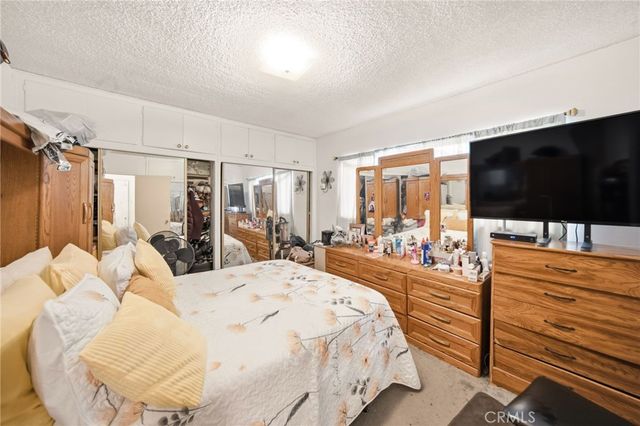 1939 Chariton, Los Angeles, CA 90034