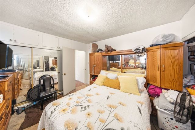 1939 Chariton, Los Angeles, CA 90034