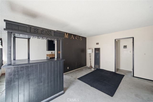 1939 Chariton, Los Angeles, CA 90034