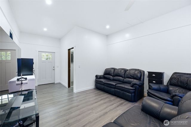 45940 Albert Street, Concrete, WA 98237